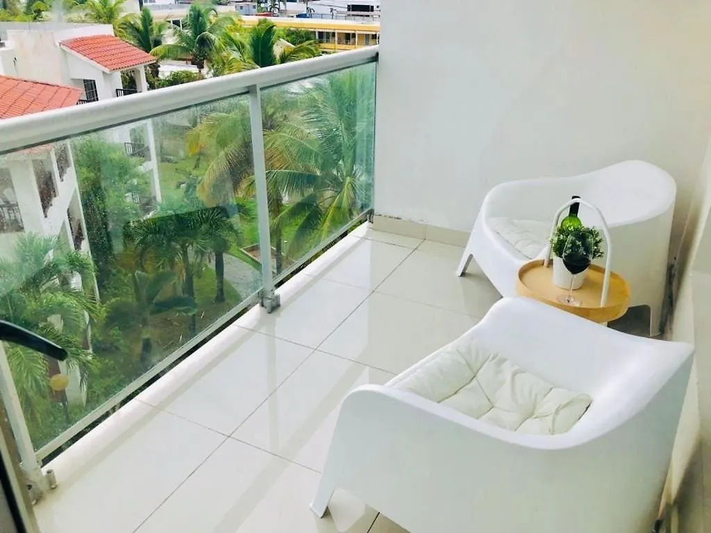 Hermoso Apartamento Cerca De La Playa, Restaurantes, Supermercados, Restaurantes, Aeropuertos, Parqueo Gratis Boca Chica Apartment